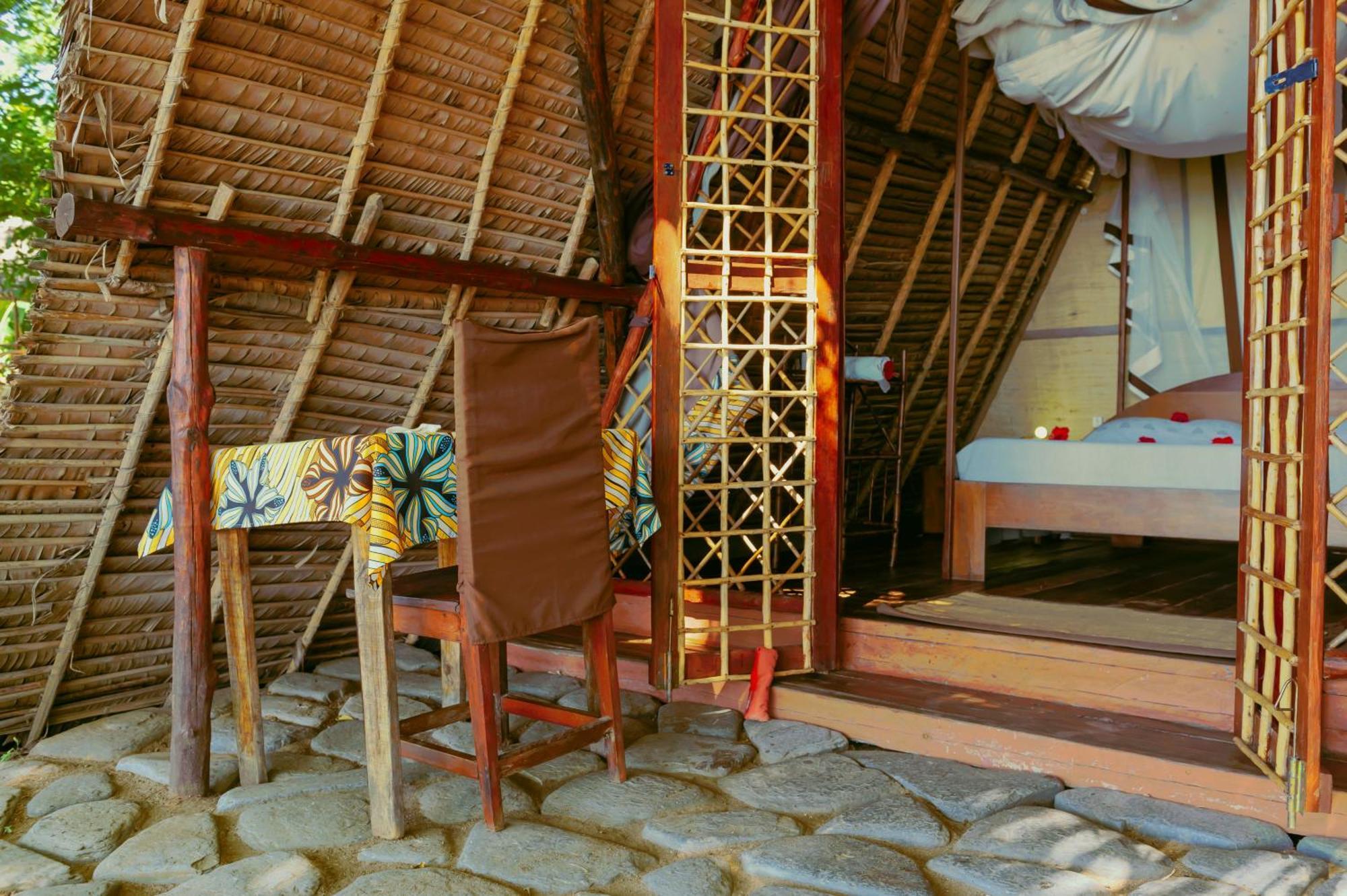 Coin Sauvage Hotel Ambatozavavy Exterior photo
